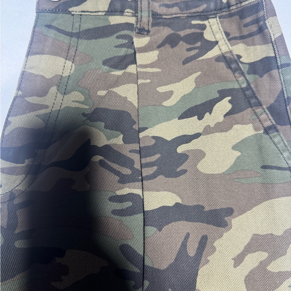 House of Harlow 1960 Women's Green Wide Leg Camo Cargo Pants - Picture 6 of 12